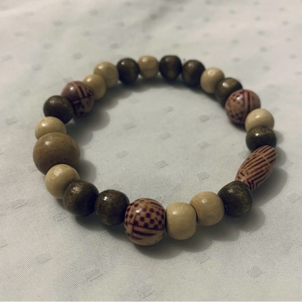 5/$20 ENTIRE SHOP CLEARANCE Woody men unisex beaded bracelet 🥥